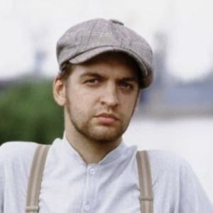 Meet your Posher, Max